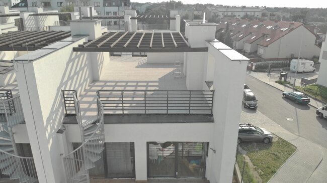 Example of a raised deck terrace on ground