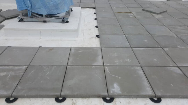 Balconies made in the raised deck terrace system